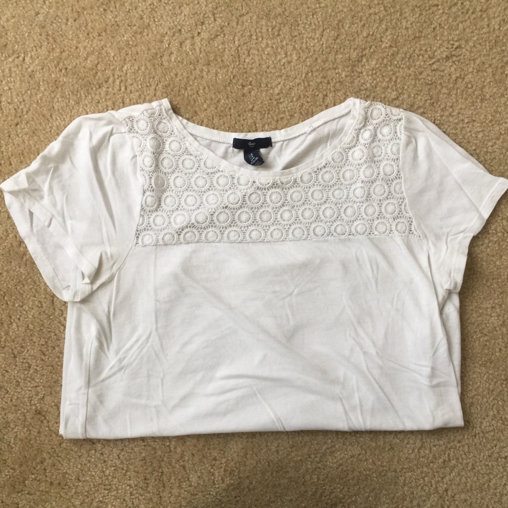 White tee with floral lace on neck